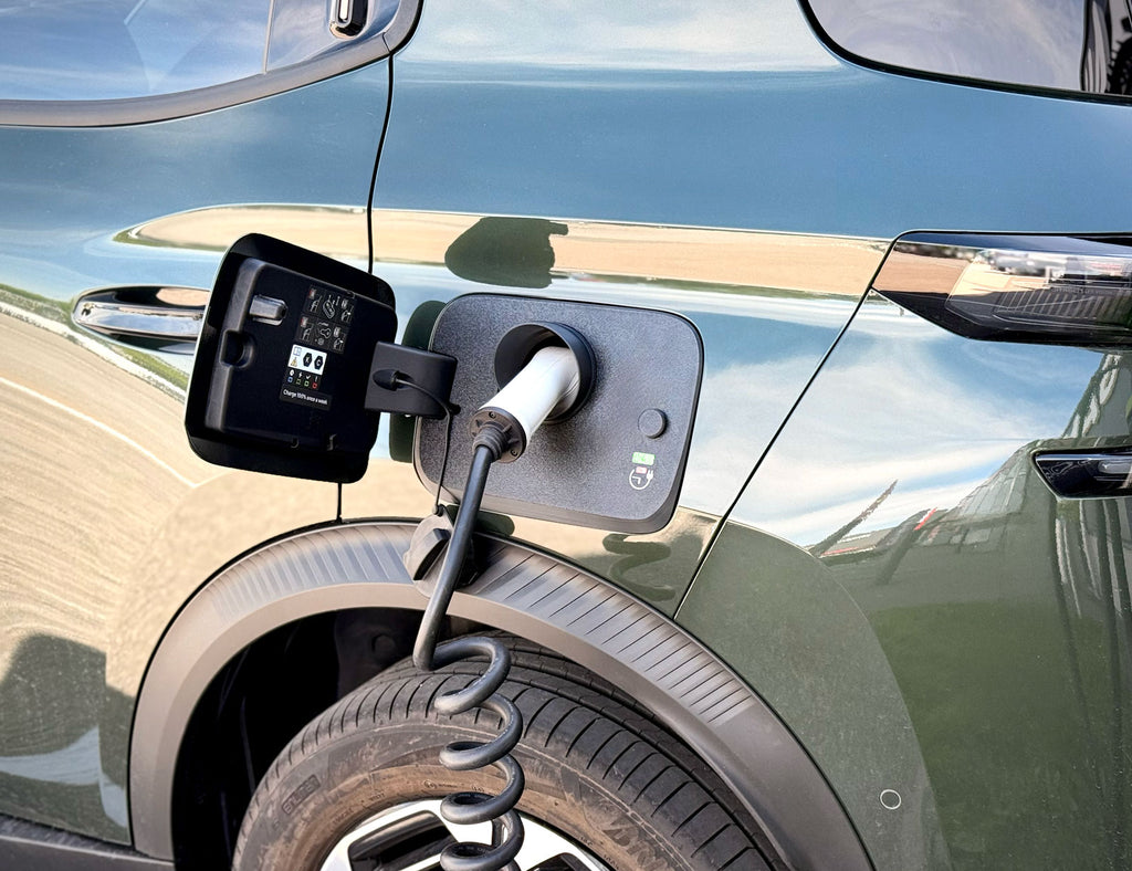 Snødeksel i ladeporten på Citroën ë-C3 Aircross – vinkel