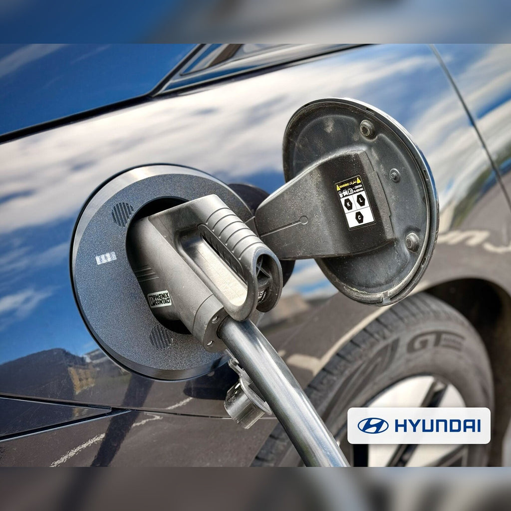 Snødeksel til ladeport montert på Hyundai Ioniq 6 – CCS