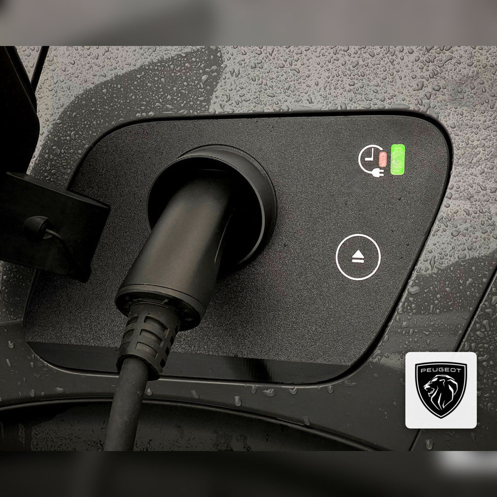 Snødeksel til ladeport montert på Peugeot e-2008