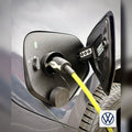 Snødeksel til ladeport montert på VW ID. Buzz